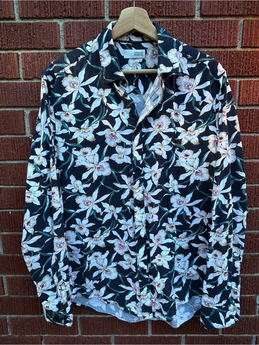 !SOLID Navy & White Tropical Floral Long-Sleeve Shirt – Men’s Medium